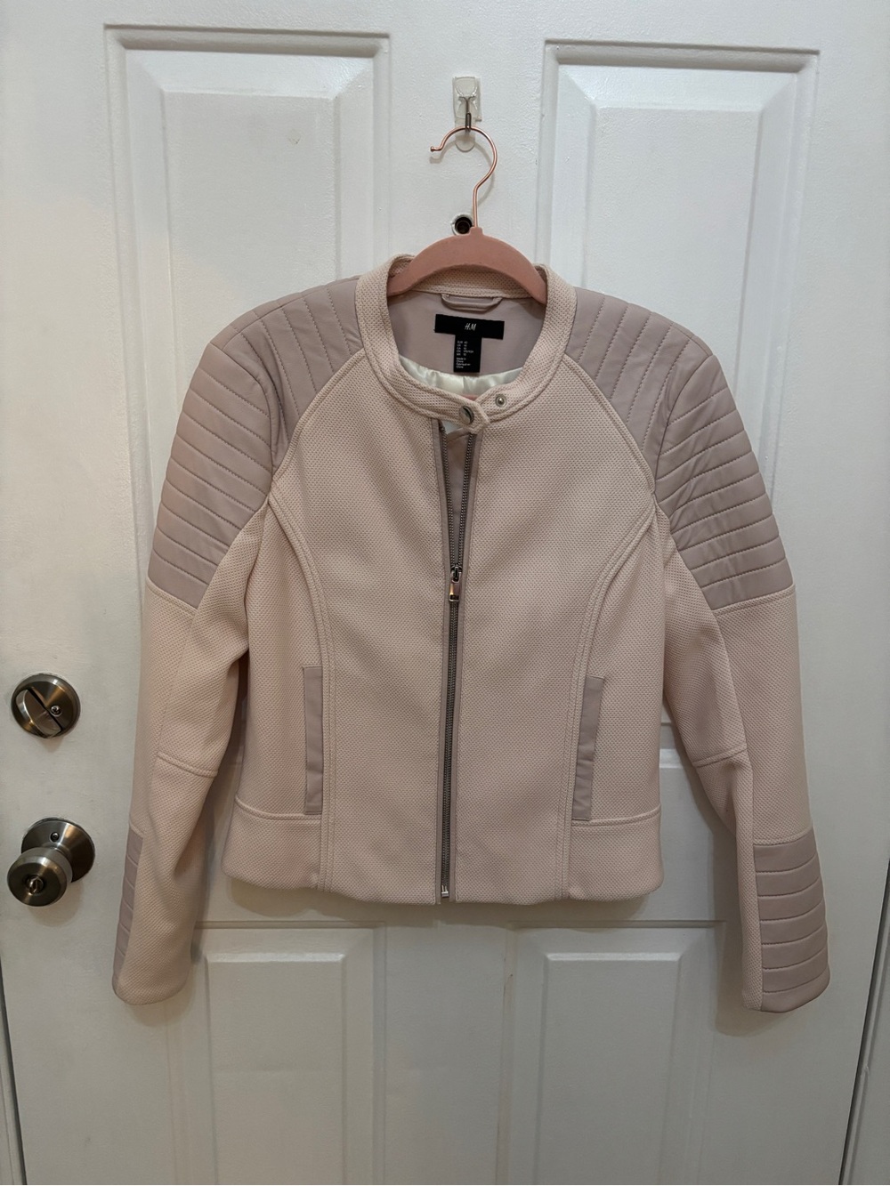 H&M Women's Blush Pink Quilted Moto Zip Jacket - Size 10